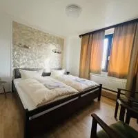 Hotel Ellermann، فندق في فلوتو