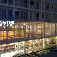 jasminespace: Khlong San şehrinde bir otel