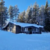 Gemütliches Blockhaus, hotel en Nornäs