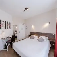 LOGIS HOTEL - Le Petit Bellon, hotel v destinaci Senlis