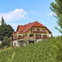 Farm Stay Jarc Vineyard, хотел в Svečina
