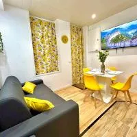 Le Zeste, centre parking gratuit, hotel em Villeneuve-sur-Yonne