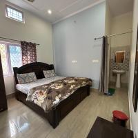 Gaharwar Home Stay, hotel poblíž Dehradun Airport - DED, Déhrádún
