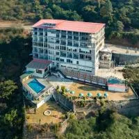 SPT Clarks Inn Suite, Mandi, hotelli kohteessa Pāndoh