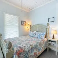 Historic Island Hotel Room 27, hotell i Cedar Key