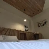 步步精心, מלון בז'ושאן