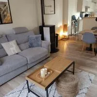 Le Cocon des Hortillonnages d'Amiens، فندق في Camon