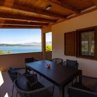 Holiday home Lorena, hotel em Novigrad Dalmatia