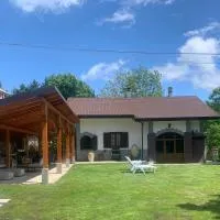 Peaceful Mountain Retreat - private guest house, hotell sihtkohas Gorreta