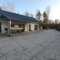 Letnia Oaza "Forsycja", Hotel in Sobienie Jeziory
