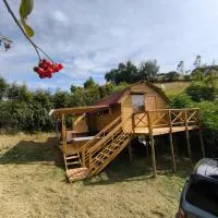 GlampingTerraza del cielo con jacuzzi، فندق في Chocontá