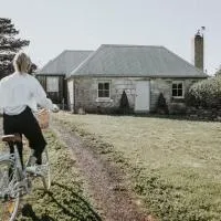 Simplistic Luxury Cottage, Ross, hôtel à Ross