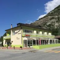 Römerhof - Hotel with Self Check-in, hotel in Brigerbad