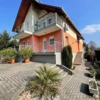 Viesnīca Akácfa B&B pilsētā Zalakarosa