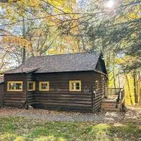 Rustic Retreat Fireplace, Casino, Camelback Close to everything!, hotell i Mount Pocono