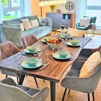 RelaxRefugium LUXUS - Küche, Arbeitsplätze, Stellplatz & Komfort für bis 6 Gäste، فندق في كونيغز فوسترهاوزن