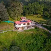 Simba Jungle Lodge, Binsar Wildlife Sanctuary, hotel en Binsar