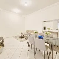 HARF22-G01-02 Cozy 2BR Apt in Abu Dhabi city, Hotel in Baţīn