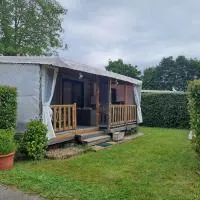 Azur में, होटल mobil home Confort Landes 38m2