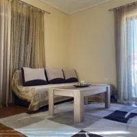 Oasis Paralio Astros، فندق في باراليون أستروس
