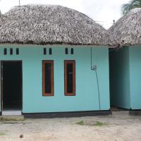 Novena Bungalow, hotel poblíž David Constantijn Saudale Airport - RTI, Pulau Helihana