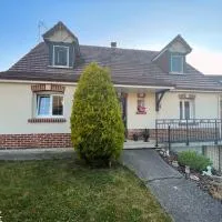 Gîte Les Ames Jumelles，Lahoussoye的飯店