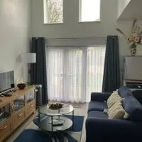 Pet-friendly boutique beach retreat, hotel di Uphill