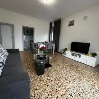 Dilman appartamento, hotell i Poggiridenti