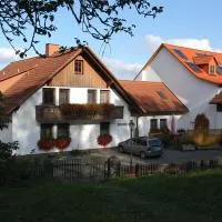 Ferienhof Hillenberg, hotell i Hausen