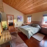 Entre Pierre et Bois - B&B - Couette et Café، فندق في لاك سوبريور