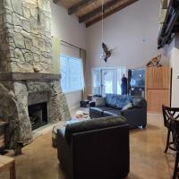 Rustic Elegance in St Malo, hotel blizu aerodroma Pembina Municipal - PMB, Dufrost