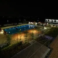 Soundarya Sapphires 7 Bedroom Private Pool Villa Near Bangalore, hotel a Bangalore