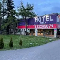 Hotel Mark, hotel en Marki