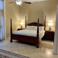 The Justin Room at The Eastland Historic Hotel, viešbutis mieste Eastland