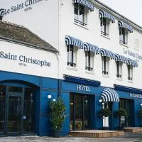 Hotel SaintChristophe Houdan, hotel in Houdan