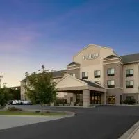 Fairfield Inn & Suites by Marriott Moscow: Moscow şehrinde bir otel
