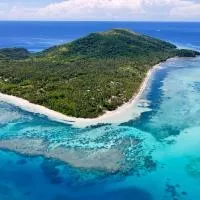 Coconut Beach Resort, hotel en Tavewa