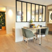 MONACO # MENTON - 4 PERSONS - HYPERCENTER - BEACH AND SUN - PRIVATE PARKING - CLIM - FULL RENOVATED - FAST WIFi, hotel v Mentonu