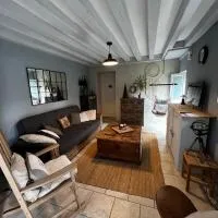 Charmante maison proche des châteaux de Loire, hotel en Baule