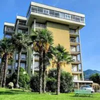 Tennis & Swim Apartment, hotel v mestu Germignaga