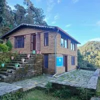 Odyssey Stays Jageshwar Dham, hotel sa Panuānaula