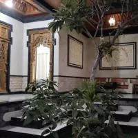 RUMAHKU Homestay, hotel a Plaga