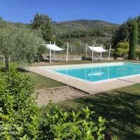 Casa Macinarino APPARTAMENTO 13 con piscina, hotel en Loro Ciuffenna