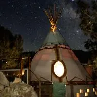 Big Glamping Teepee, hotel sa Bodfish