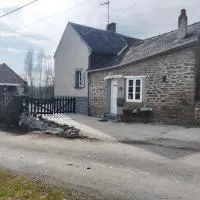 Chambre d'hôtes Se Sentir Libre Noisette: Crozant şehrinde bir otel