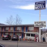 Budget Inn near WestRock, hotel sa Covington