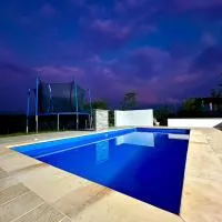 Finca Anapoima completa - Villa Paty - Piscina privada, hotel ad Anapoima