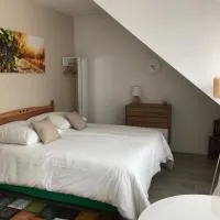 Klein und Fein für nach dem Wein, Römerstraße, hotell i Neumagen-Dhron
