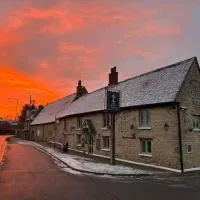 The Queens Head Inn, hotel v mestu Milton Ernest
