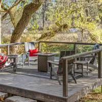 Colbert में, होटल Quiet Waterfront Cottage on the Little Spokane River